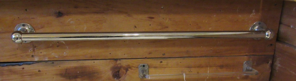 brasscrafters towel bar DKJ