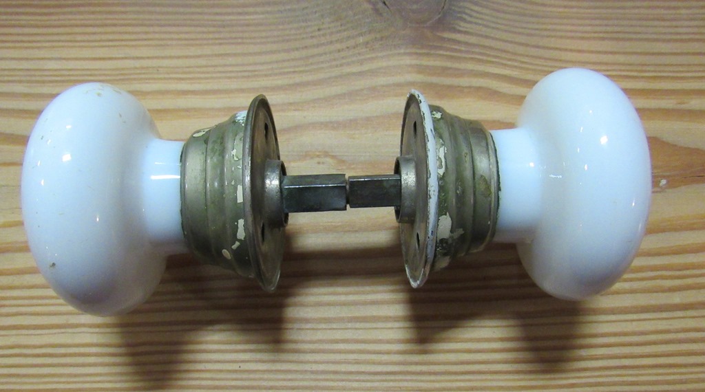 milk glass door knob