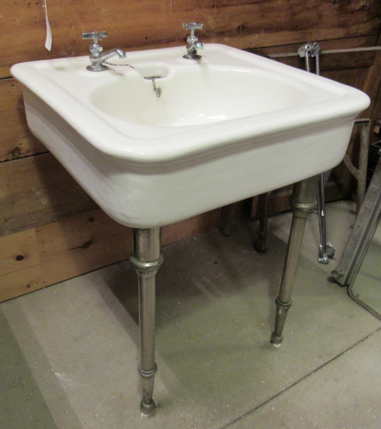 JL Mott Console Sink DCTT